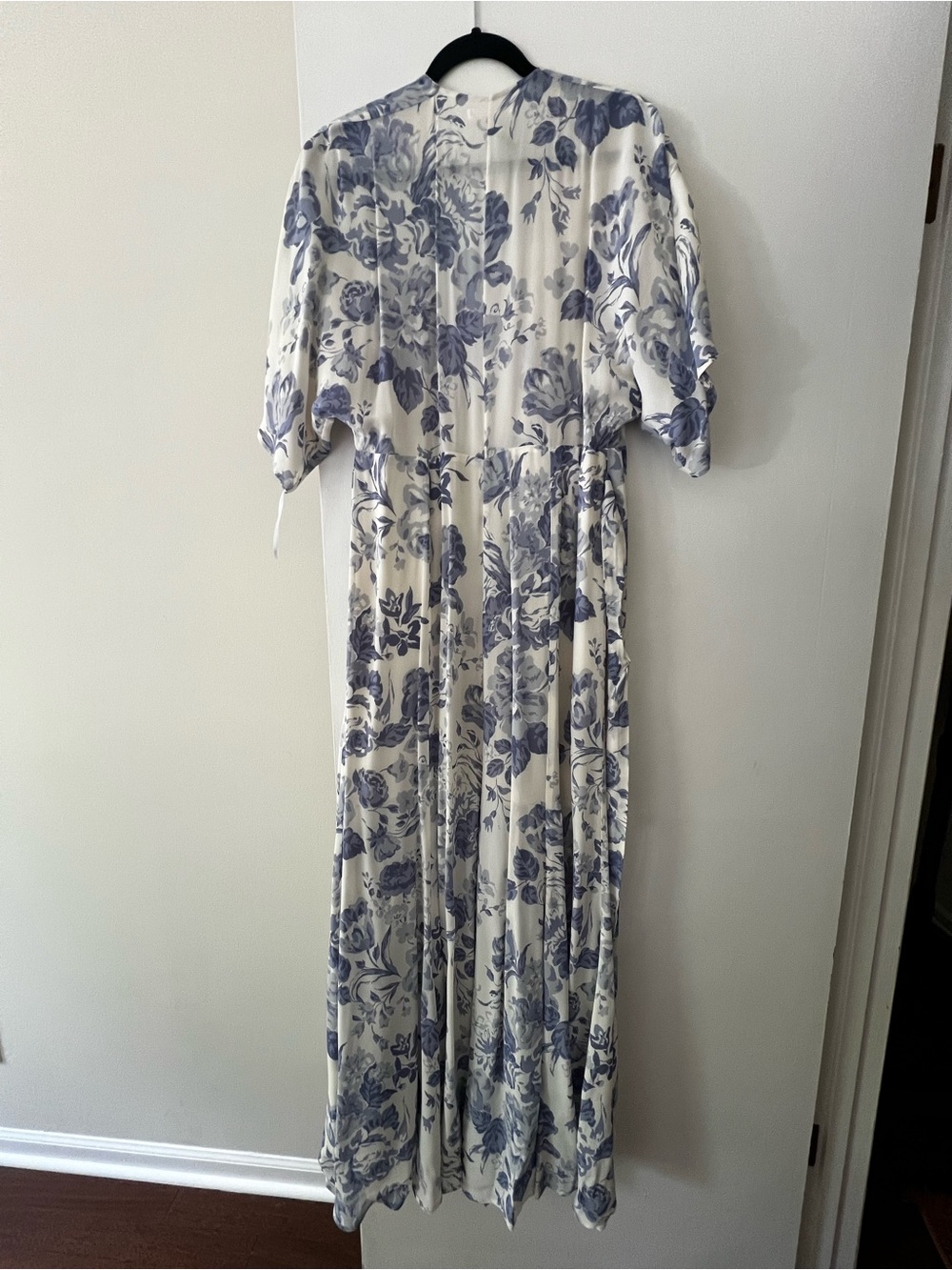 Reformation Blue and White Floral Dress - Picture 4 of 6